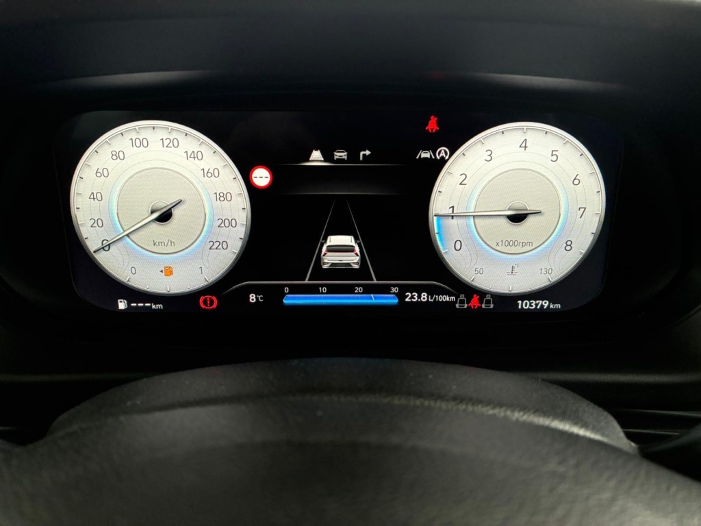 HYUNDAI Bayon Comfort 1.2 GDI 79 PS 5MT - ref: 7-60355 - Photo 16