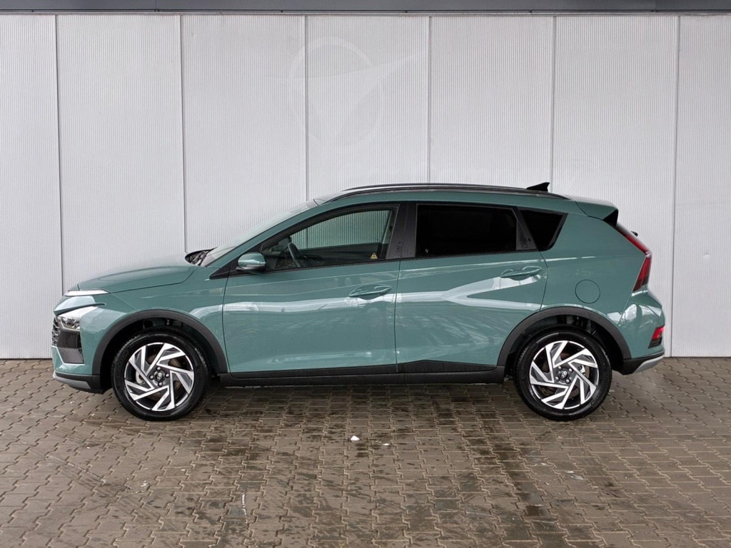 HYUNDAI Bayon Comfort 1.2 GDI 79 PS 5MT - ref: 7-60355 - Photo 2