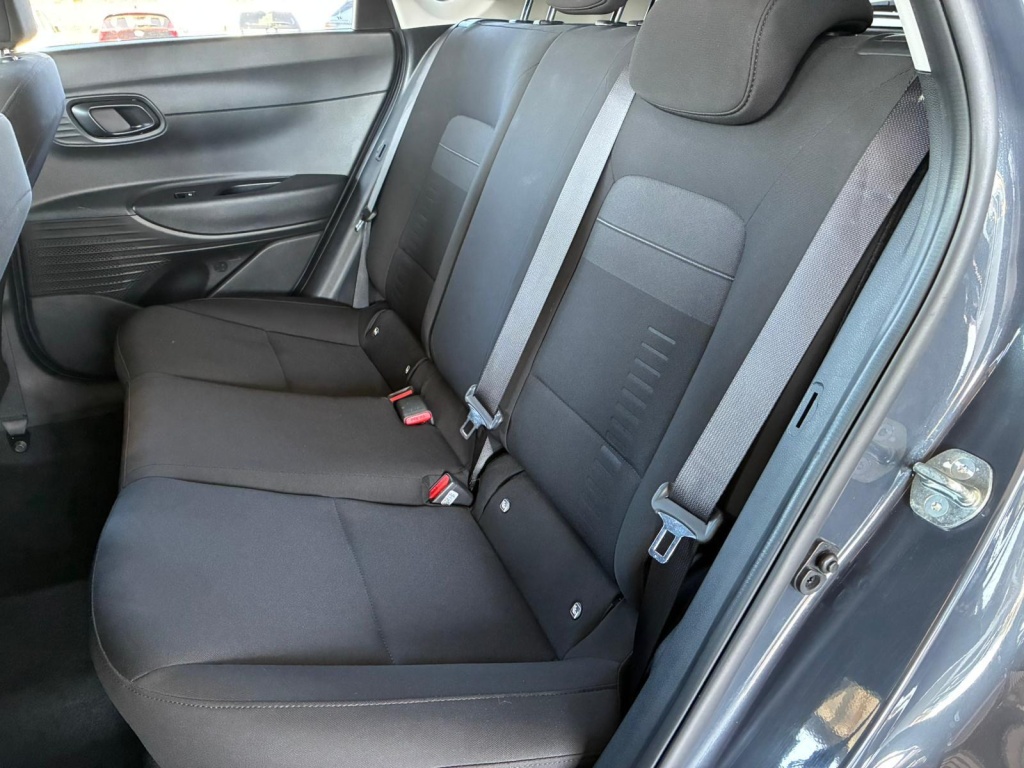 HYUNDAI Bayon Comfort 1.2 GDI 79 PS - ref: 7-60366 - Photo 6