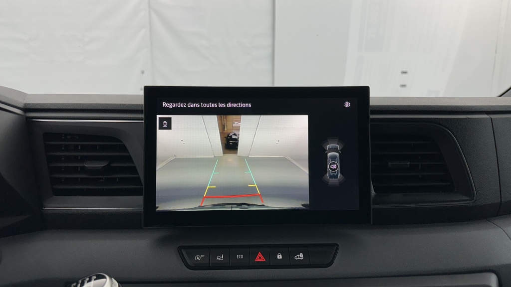 NISSAN Interstar III L3H2 3t5 2.0 dCi 150ch Tekna - ref: 8-GLI00000463 - Photo 14