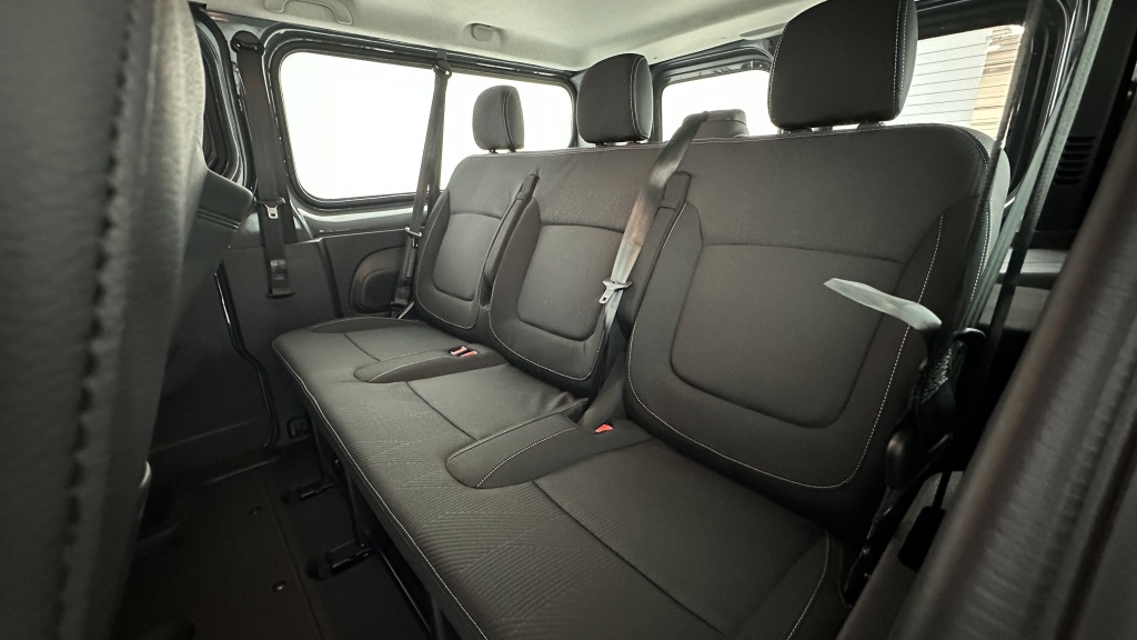 NISSAN Primastar Combi II L2H1 3.0t 2.0 dCi 150ch Acenta - ref: 8-GLI00000496 - Photo 10