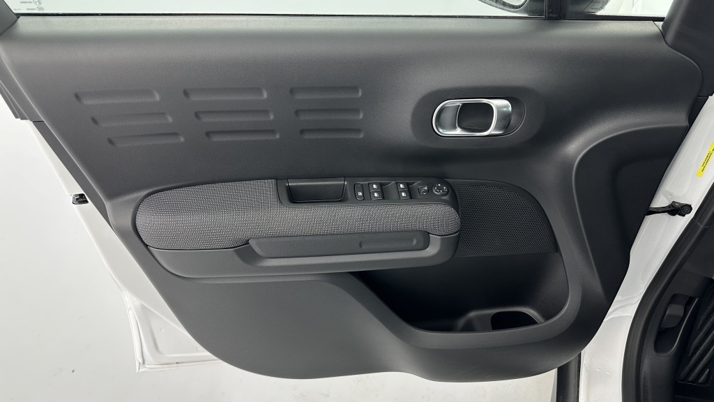 CITROEN C3 Aircross 1.2 PureTech 110ch YOU - ref: 8-GLI00000797 - Photo 13