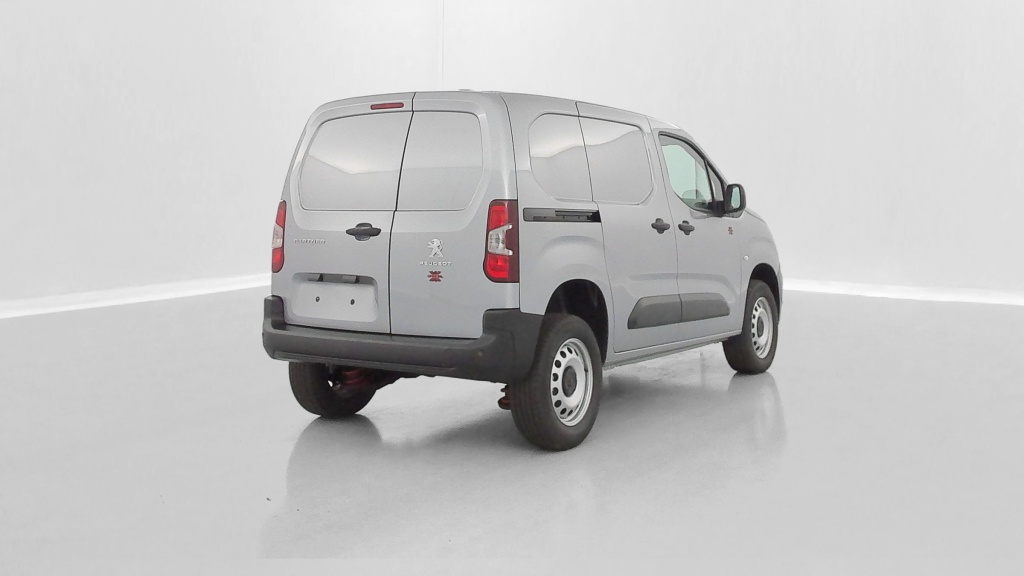 PEUGEOT Partner M 650 1.5 BlueHDi 130ch 4WD by DANGEL - ref: 8-GLI00001117 - Photo 17