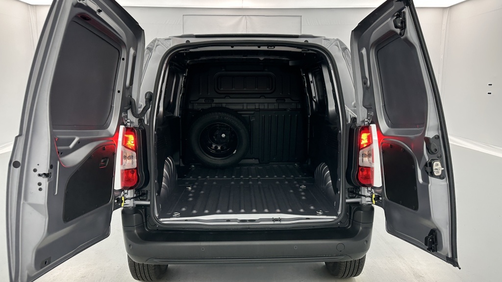 PEUGEOT Partner M 650 1.5 BlueHDi 130ch 4WD by DANGEL - ref: 8-GLI00001117 - Photo 9