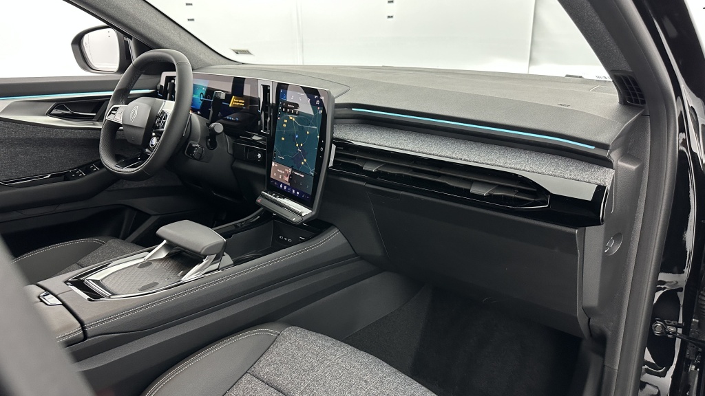 RENAULT Espace VI E-Tech full hybrid 200ch Techno - ref: 8-GLI00001582 - Photo 8