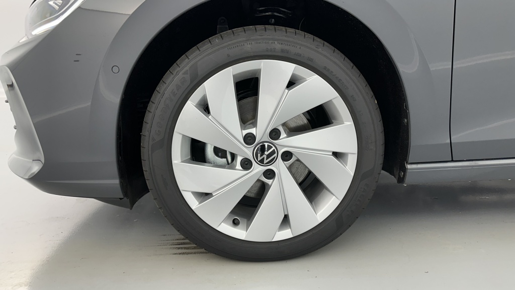 VOLKSWAGEN Golf 1.5 eTSI EVO2 115ch Edition DSG7 - ref: 8-GLI00001755 - Photo 12