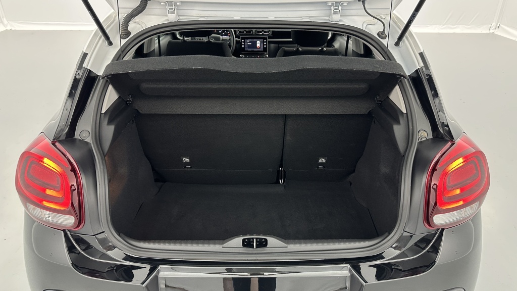 CITROEN C3 III 1.2 PureTech 110ch Shine - ref: 8-GLI00001783 - Photo 10