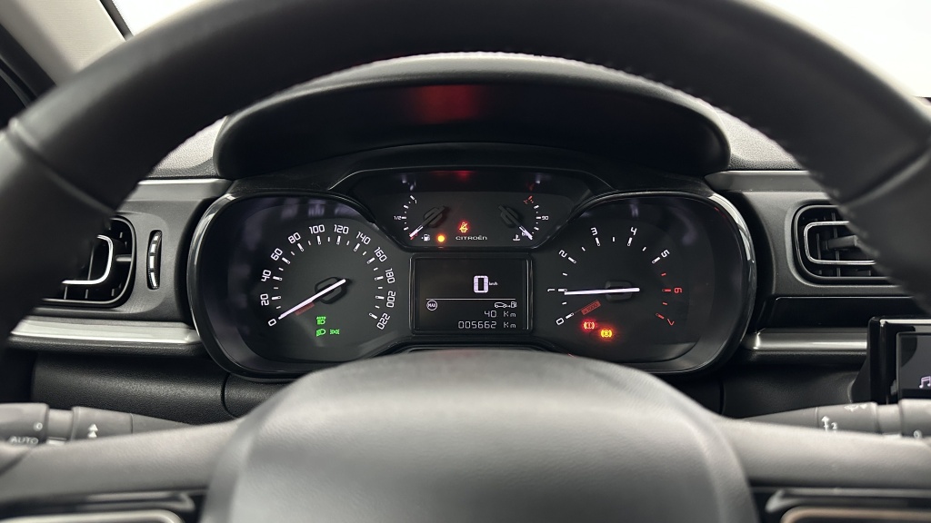 CITROEN C3 III 1.2 PureTech 110ch Shine - ref: 8-GLI00001783 - Photo 14