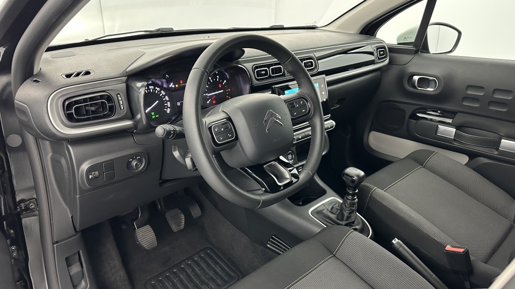 CITROEN C3 III 1.2 PureTech 110ch Shine - ref: 8-GLI00001783 - Photo 6