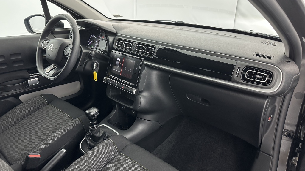 CITROEN C3 III 1.2 PureTech 110ch Shine - ref: 8-GLI00001806 - Photo 8