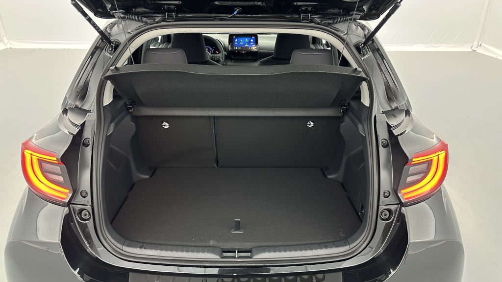 TOYOTA Yaris Hybride 116h Design e-CVT - ref: 8-GLI00001815 - Photo 10