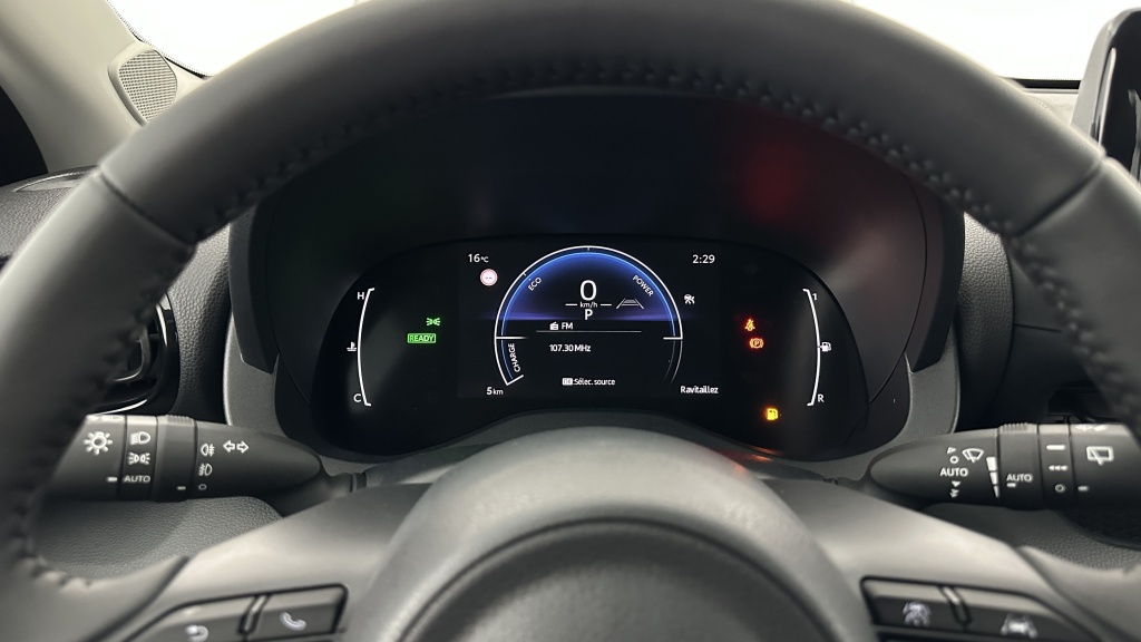 TOYOTA Yaris Hybride 116h Design e-CVT - ref: 8-GLI00001815 - Photo 14