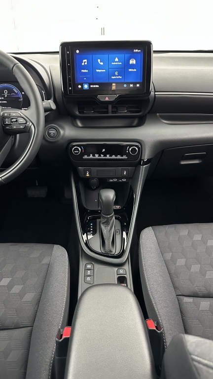 TOYOTA Yaris Hybride 116h Design e-CVT - ref: 8-GLI00001815 - Photo 15