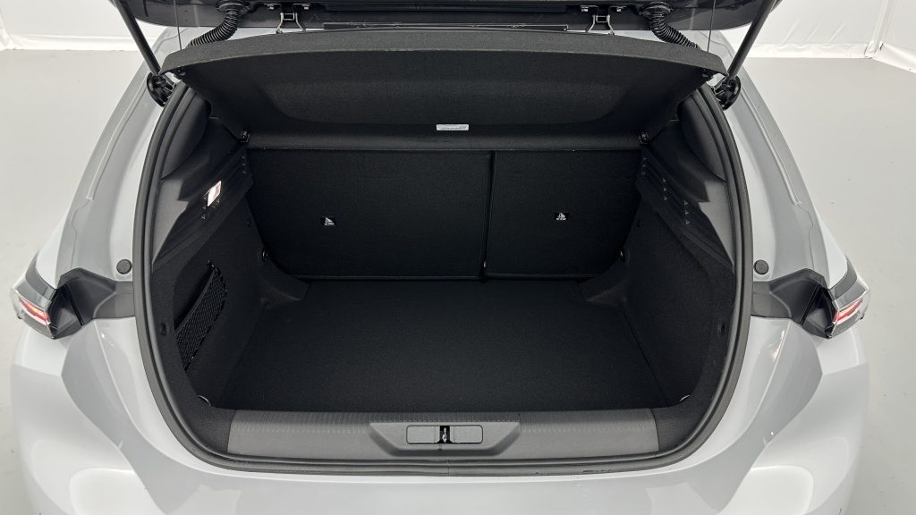 PEUGEOT 308 III 1.5 BlueHDi 130ch Allure EAT8 - ref: 8-GLI00001863 - Photo 10