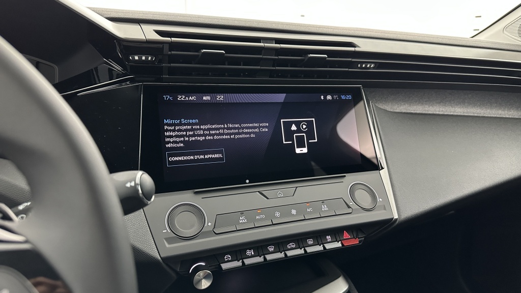 PEUGEOT 308 III 1.5 BlueHDi 130ch Allure EAT8 - ref: 8-GLI00001863 - Photo 19