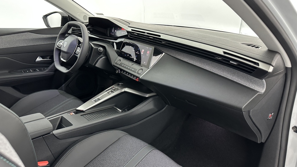 PEUGEOT 308 III 1.5 BlueHDi 130ch Allure EAT8 - ref: 8-GLI00001863 - Photo 8