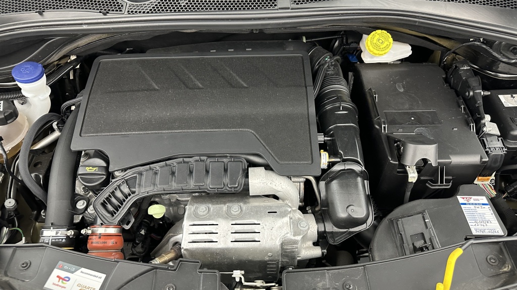 CITROEN C3 III 1.2 PureTech 110ch Max - ref: 8-GLI00002141 - Photo 11