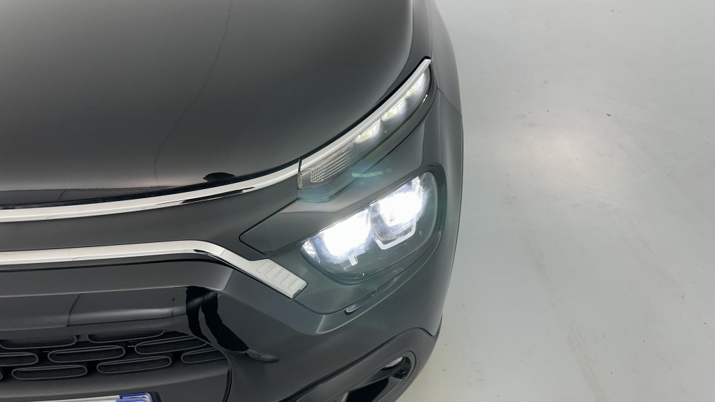 CITROEN C3 III 1.2 PureTech 110ch Max - ref: 8-GLI00002141 - Photo 18