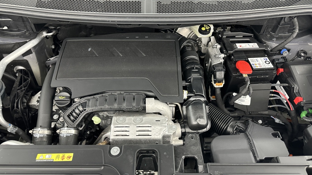 PEUGEOT 5008 III 1.2 PureTech 130ch Active Pack - ref: 8-GLI00002314 - Photo 12