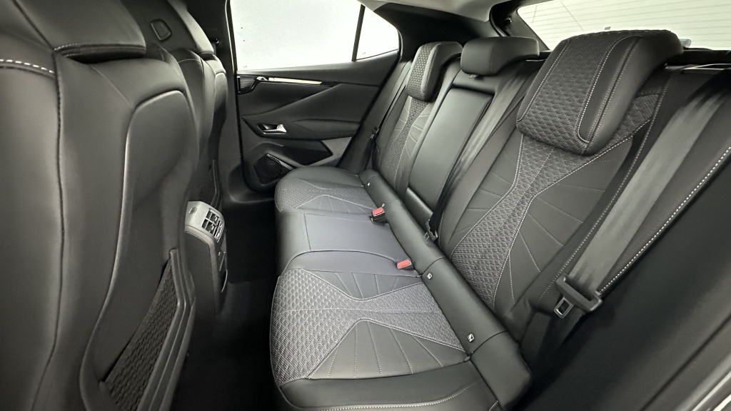 DS DS4 1.5 BlueHDi 130 EAT8 Pallas - ref: 8-GLI00002408 - Photo 9