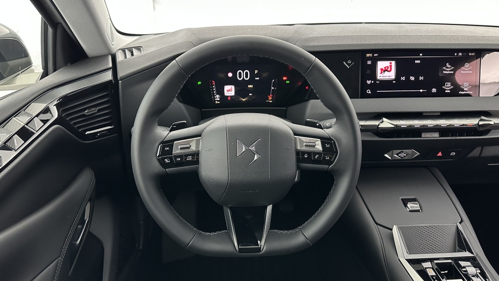 DS DS4 1.5 BlueHDi 130 EAT8 Pallas - ref: 8-GLI00002411 - Photo 14