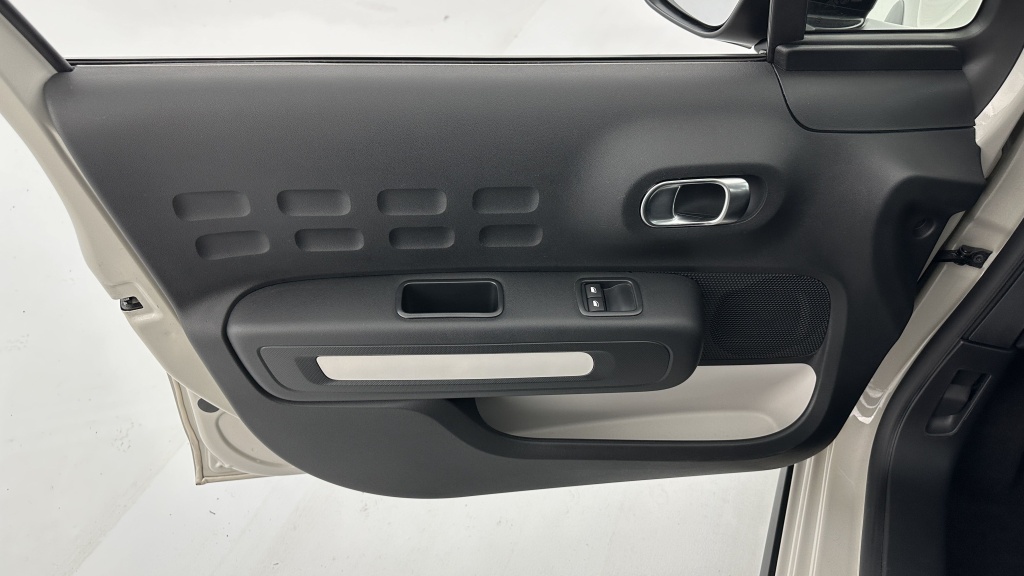 CITROEN C3 1.2 PureTech 83ch Feel Pack - ref: 8-GLI00002494 - Photo 12