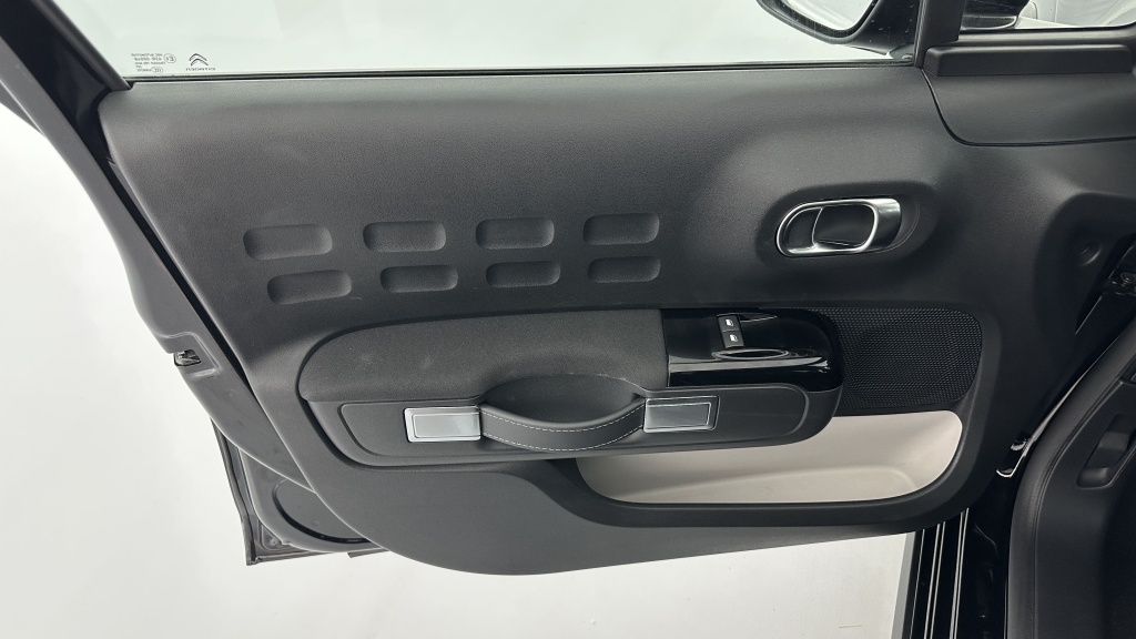 CITROEN C3 III 1.2 PureTech 110ch Max - ref: 8-GLI00002546 - Photo 12