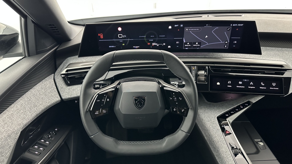 PEUGEOT 3008 1.2 Hybrid 136ch Allure e-DCS6 - ref: 8-GLI00002591 - Photo 12