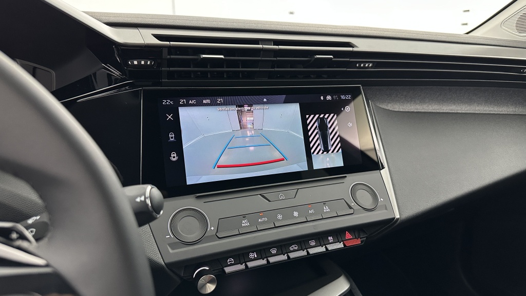 PEUGEOT 308 SW 1.5 BlueHDi 130ch Allure EAT8 - ref: 8-GLI00002656 - Photo 18