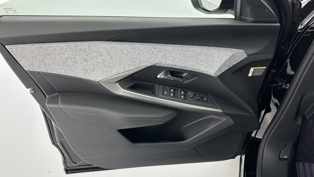 PEUGEOT 5008 1.2 Hybrid 145ch Allure e-DCS6 - ref: 8-GLI00002788 - Photo 13