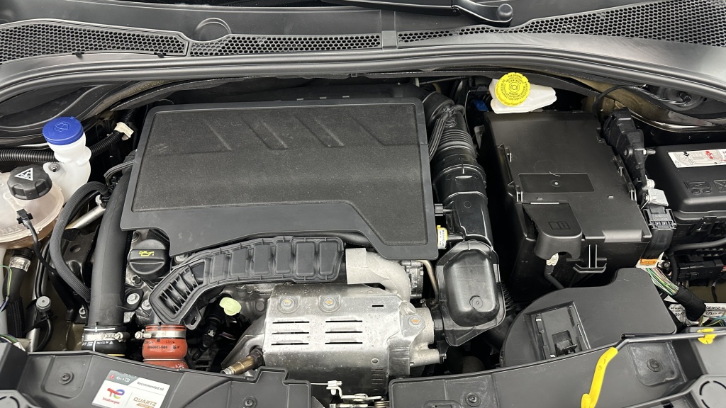 CITROEN C3 III 1.2 PureTech 110ch Plus - ref: 8-GLI00002808 - Photo 11