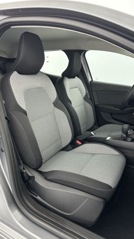 RENAULT Clio V(2) E-Tech full hybrid 145ch Evolution - ref: 8-GLI00002849 - Photo 18