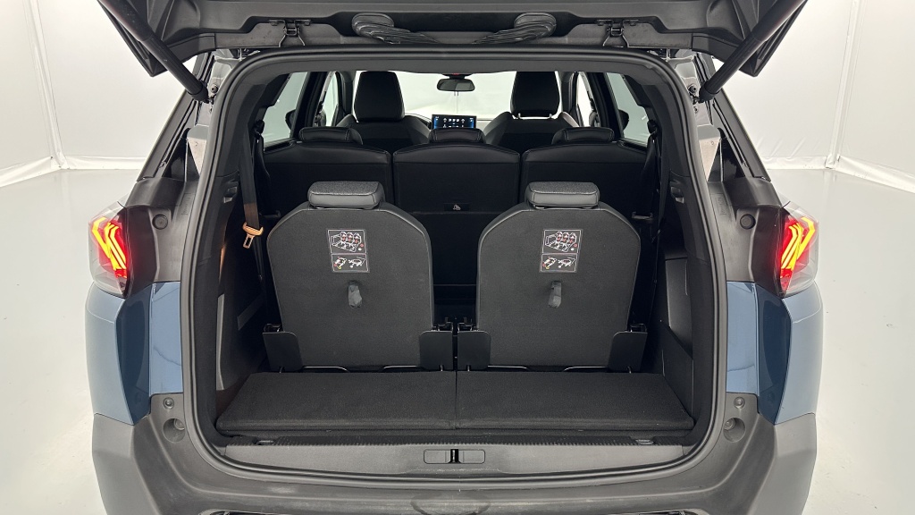 PEUGEOT 5008 1.2 PureTech 130ch Allure Pack - ref: 8-GLI00002876 - Photo 11