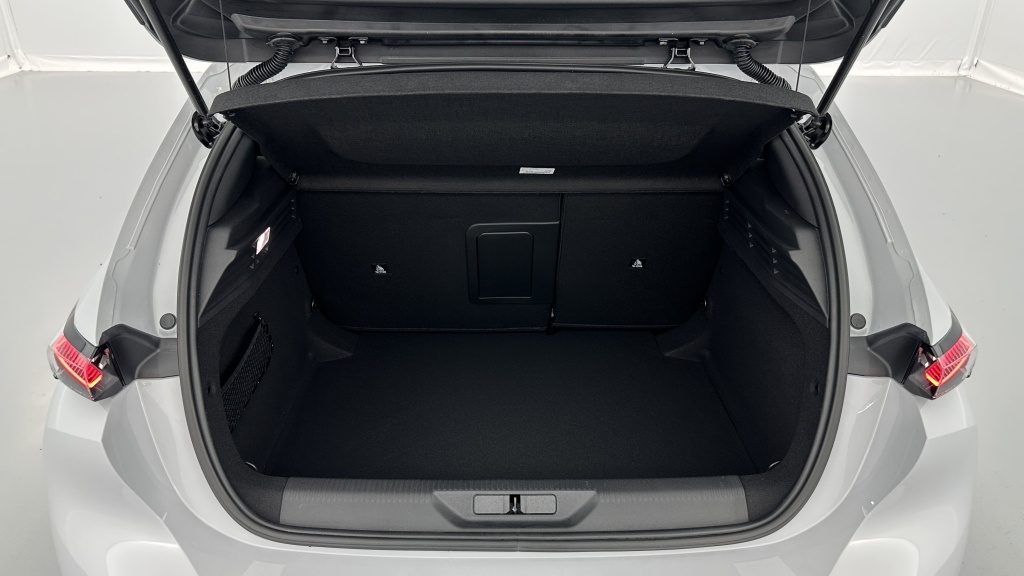 PEUGEOT 308 1.5 BlueHDi 130ch GT EAT8 - ref: 8-GLI00002894 - Photo 10