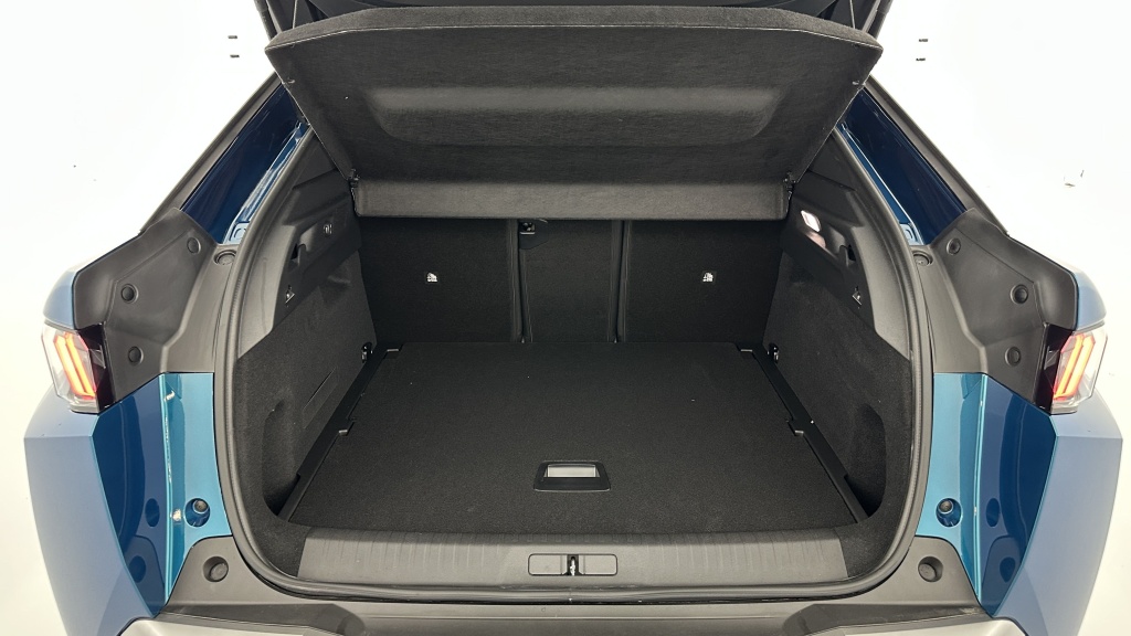 PEUGEOT 3008 1.2 Hybrid 145ch Allure e-DCS6 - ref: 8-GLI00006042 - Photo 10