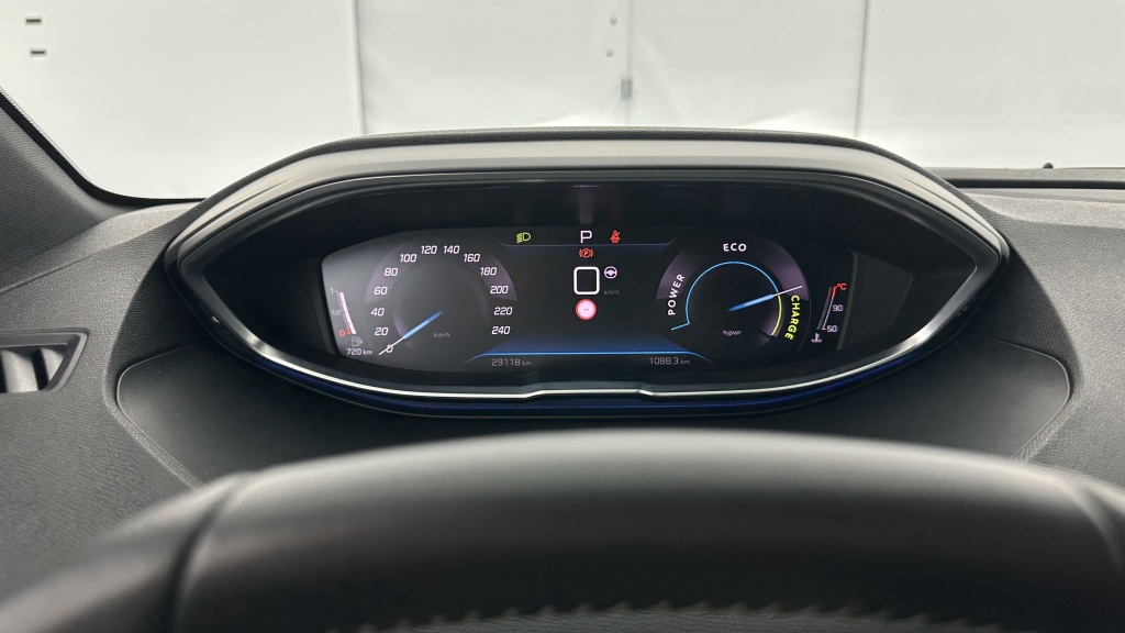 PEUGEOT 3008 1.2 Hybrid 136ch Allure Pack e-DCS6 - ref: 8-GLI00006266 - Photo 13
