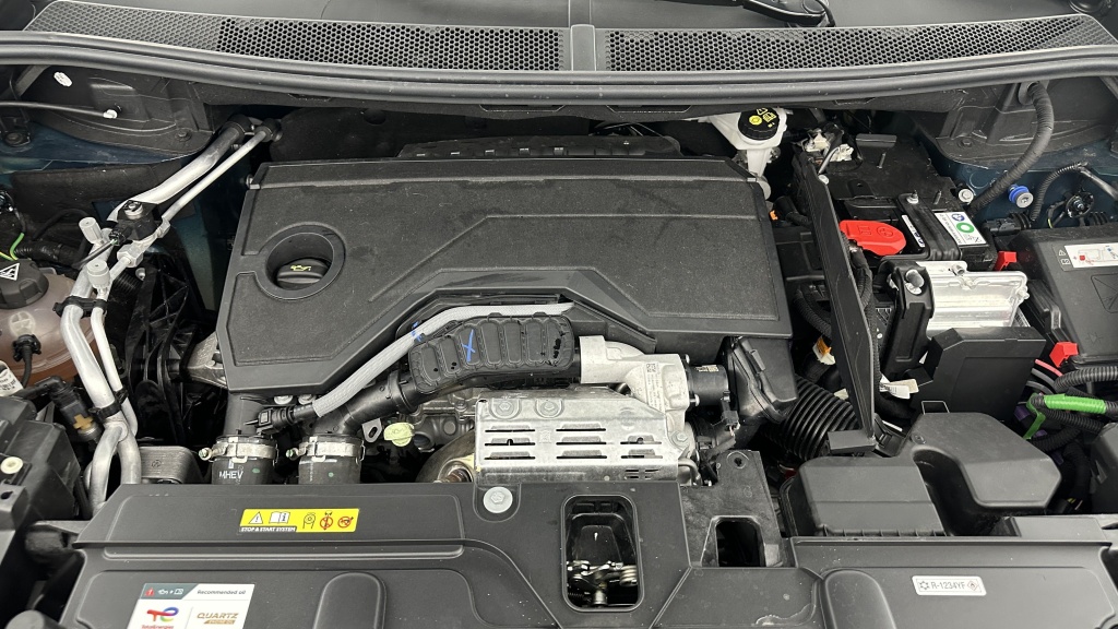 PEUGEOT 3008 1.2 Hybrid 136ch Allure Pack e-DCS6 - ref: 8-GLI00006268 - Photo 11