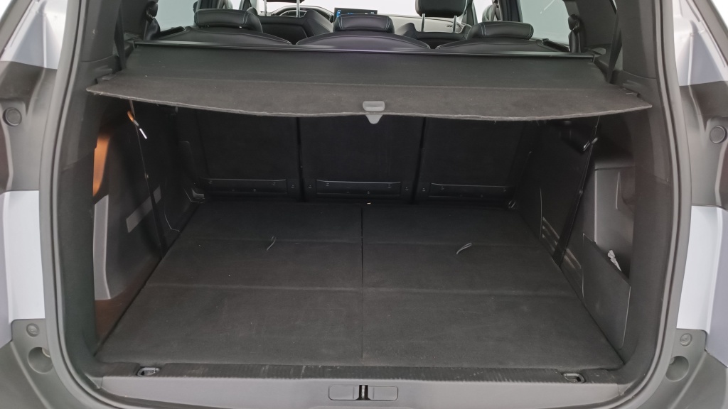PEUGEOT 5008 III 1.5 BlueHDi 130ch Allure Pack EAT8 - ref: 8-GLI00006270 - Photo 10