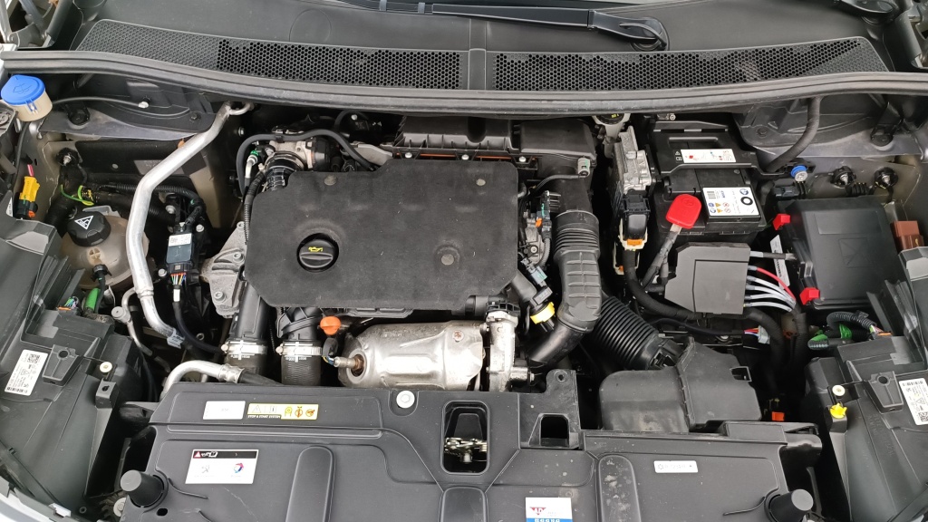 PEUGEOT 5008 III 1.5 BlueHDi 130ch Allure Pack EAT8 - ref: 8-GLI00006270 - Photo 12