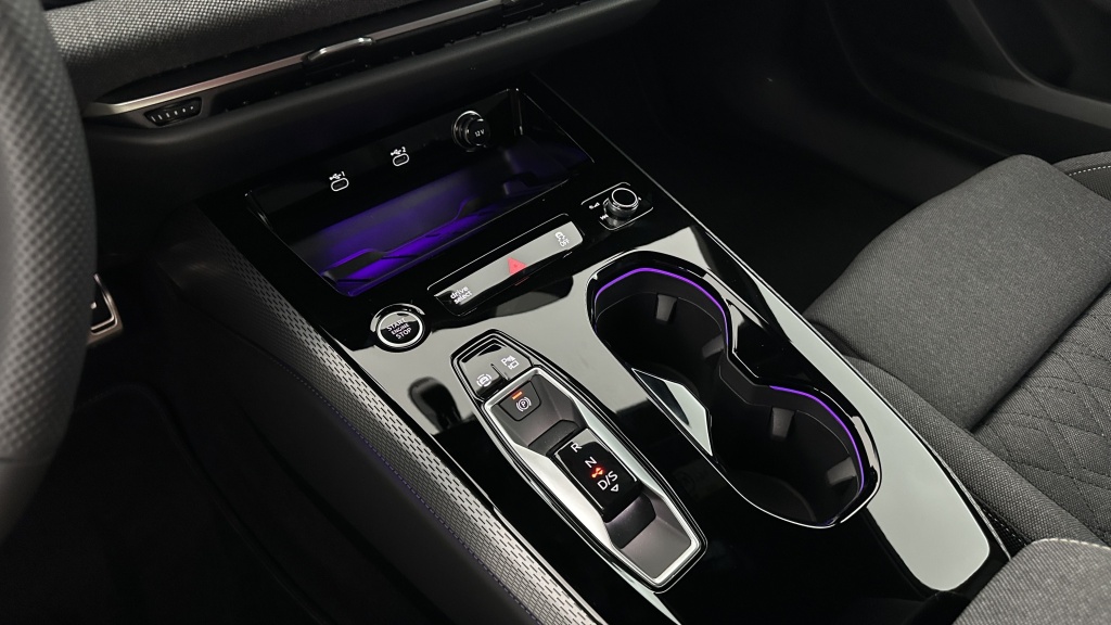 AUDI A5 Sportback III 2.0 TDI Hybride 204ch S line S tronic 7 - ref: 8-GLI00006564 - Photo 17