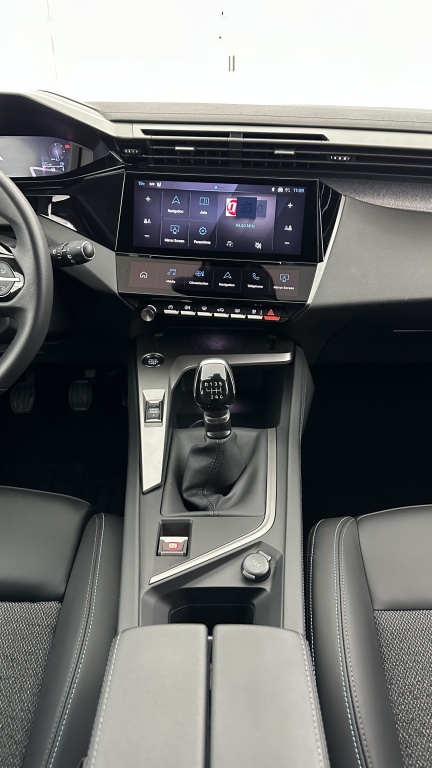 PEUGEOT 308 SW 1.2 PureTech 130ch Allure - ref: 8-GLI00006882 - Photo 15