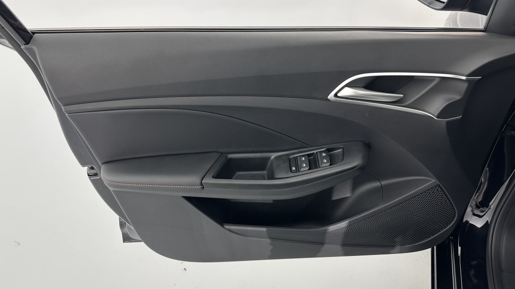 MG MG3 1.5 Hybrid+ 195ch Luxury - ref: 8-GLI00007018 - Photo 13