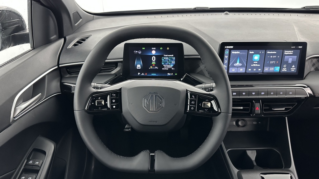 MG MG3 1.5 Hybrid+ 195ch Luxury - ref: 8-GLI00007018 - Photo 14