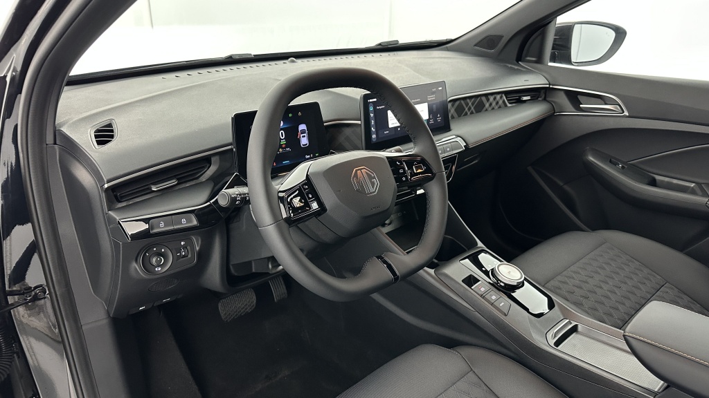 MG MG3 1.5 Hybrid+ 195ch Luxury - ref: 8-GLI00007018 - Photo 6