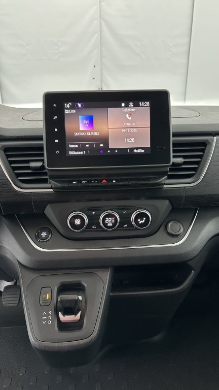 RENAULT TRUCKS TRAFIC CA L2H1 3000 2.0 dCi 150ch RED Edition EDC - ref: 8-GLI00007186 - Photo 13