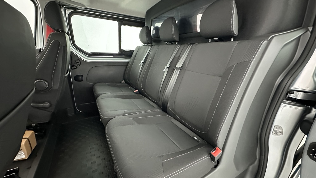 RENAULT TRUCKS TRAFIC CA L2H1 3000 2.0 dCi 150ch RED Edition EDC - ref: 8-GLI00007186 - Photo 8