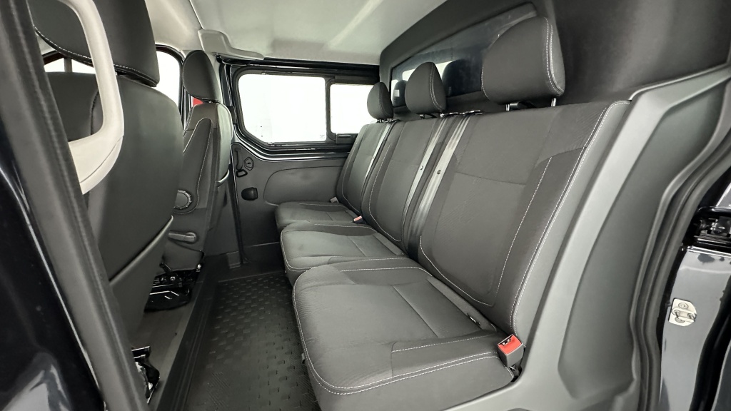 RENAULT TRUCKS TRAFIC CA L2H1 3000 2.0 dCi 150ch RED Edition EDC - ref: 8-GLI00007187 - Photo 8