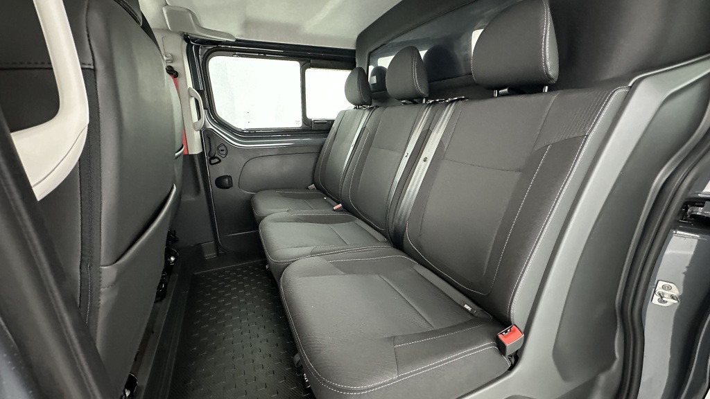 RENAULT TRUCKS TRAFIC CA L2H1 3000 2.0 dCi 150ch RED Edition EDC - ref: 8-GLI00007188 - Photo 8