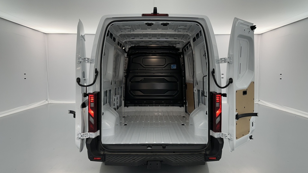 RENAULT Master L2H2 3t5 2.0 dCi 150ch RED Edition - ref: 8-GLI00007234 - Photo 9