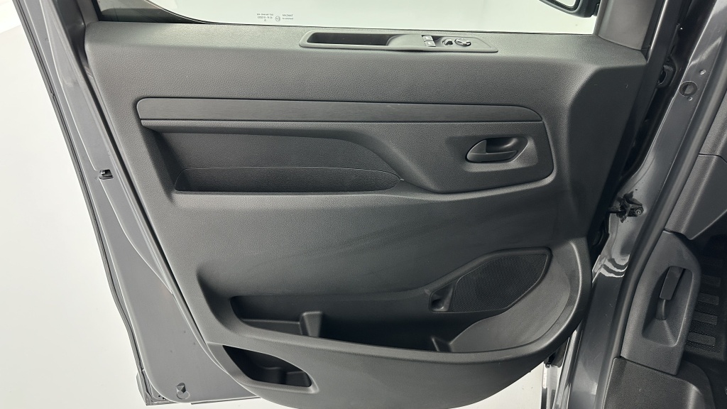 CITROEN Jumpy M 2.0 BlueHDi 180ch EAT8 - ref: 8-GLI00007493 - Photo 11